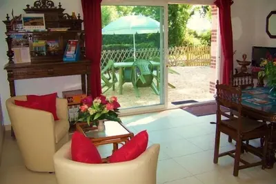 Image de Gîte authentique avec terrasse, jardin clos et wifi à La Garnache