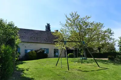 Image de Gîte familial avec jardin, terrasse et étang privé