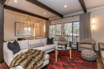 Image de Storm Meadows Townhome 31 | Ski In Ski Out | Stylish Townhome | Pool & Hot Tub