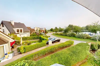 Image de Cozy 4-room vacation apartment with balcony and limited sea view