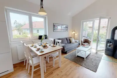 Image de House near the beach for 4-6 people and dog with sauna, fireplace, garden and terrace