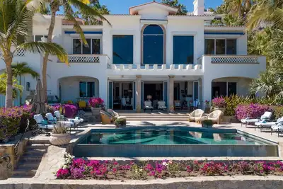 Image de Stunning 4 Br Luxury Villas del Mar 481 w/ Ocean View, Heated Pool, A/C + More!
