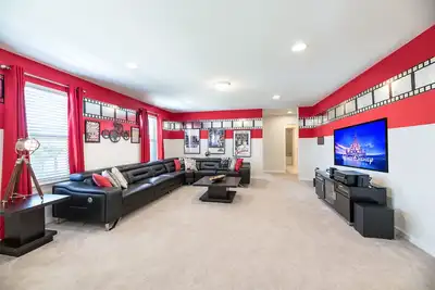 Image de 1min walk to New Community Pool, Luxury 7bd Home 19016