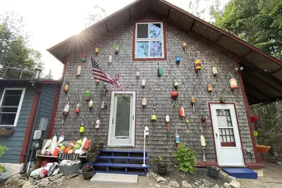 Image de Southwest Harbor Hideaway in the Woods of Acadia