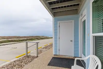 Image de Pet-Friendly Dune View Condo with Beach Access, Pool & Hot Tub