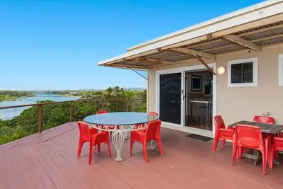 Image de The Point - Panoramic Views over Pottsville Creek
