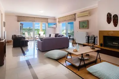 Image de Stunning Comfortable Family House in Chania