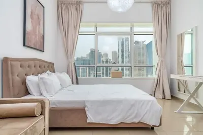 Image de private studio next to metro station, jlt