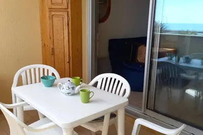 2 pièces 30m² en front de mer avec parking privé