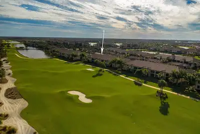 Image de Bonita National - First Floor Condo with golf!