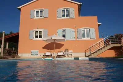 Image de Apartment A4 Villa Brig - for 4 persons, pool, countryside, nice balcony view