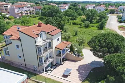 Image de Apartments house Tomic With Pool Maj Poreč / Apartment Tomic 4 For 4 Persons With Pool In Maj POREČ