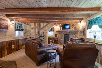 Image de Remodeled Cabin In South Fork w/Free WiFi/Furnished Patio/Private Washer/Dryer