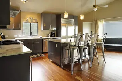 Image de Riverfront Home on the Rio Grande w/ Great Kitchen, WiFi & Washer/Dryer