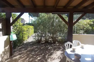 Image de Pavillon de vacances avec jardin proche plage et commerces - 6ayg51