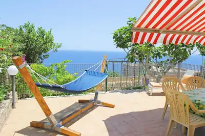 Azzurra villa with independent sea view pool