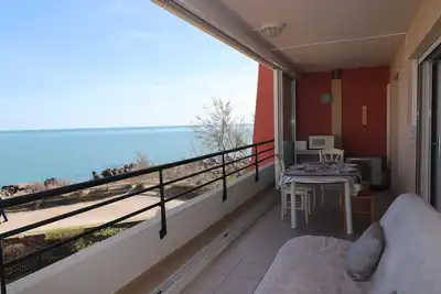Appartement climatisé en front de mer à Sète avec piscine, garage et Wifi