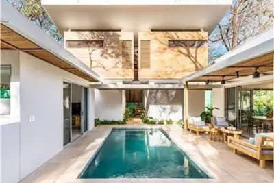 Image de 4 Bedroom Luxury Home - Best Location 2 Min Walk to Guiones Beach