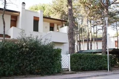 Image de Appartement de vacances Bibione pour 1 - 6 personnes avec 2 chambres à coucher - Maison mitoyenne