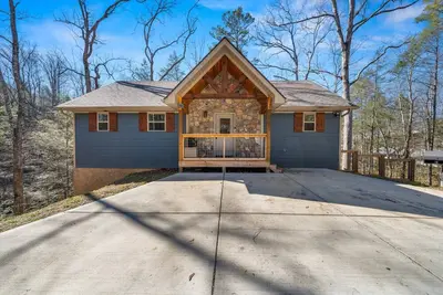 Image de Newly Built Family Friendly Cabin for Perfect Vacation - Gatlinburg/Pigeon Forge