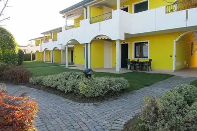 Image de Appartement de vacances Bibione pour 1 - 6 personnes avec 2 chambres à coucher - Maison mitoyenne