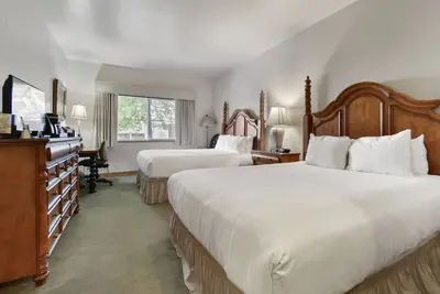 Image de Family Getaway~Pool, Tubing, Skiing, & Ice Castles Villa 1020-2