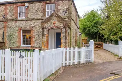 Image de 3 Station Cottages, pet friendly, with open fire in Wymondham