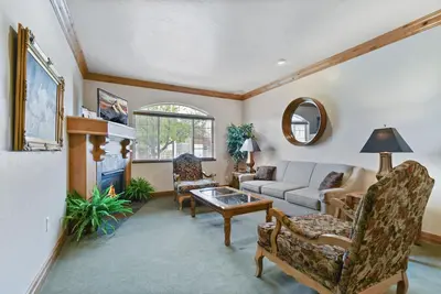 Image de Family Getaway~Pool, Tubing, Skiing, & Ice Castles Villa 1065-1