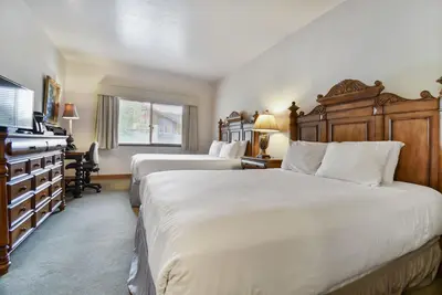 Image de Family Getaway~Pool, Tubing, Skiing, & Ice Castles Villa 1063