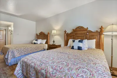 Image de Family Getaway~Pool, Hot Sprng, Scuba & Ice Castles Villa 1025