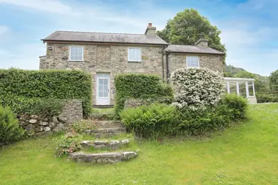 Image de Fron Fawr, family friendly, with open fire in Nefyn
