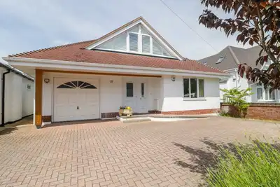 Image de 27 Wick Lane, family friendly, with a garden in Christchurch