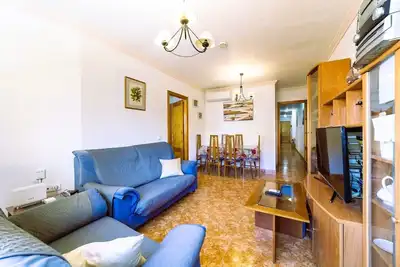 Image de Belle maison près de la plage avec parking et wifi