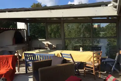 Image de Unique villa with lake plot, in the countryside 7 min from the city
