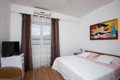 Image de Villa Konalić - Double or Twin Room with Balcony and Sea View 1