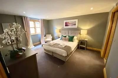 Luxury Penthouse Suite