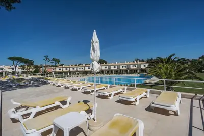 Image de \nVila Bicuda Oasis: Your Summer Retreat with Pool