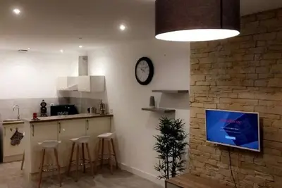Écrin Provençal: T2 Lumineux Place de l'Opéra, Vue Pittoresque sur le Vieux-Port