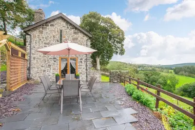 Image de Foel Fach - Trois Chambres Maison, Couchages 5