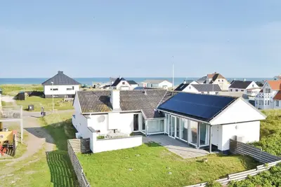 Image de Superbe maison à Frøstrup avec sauna