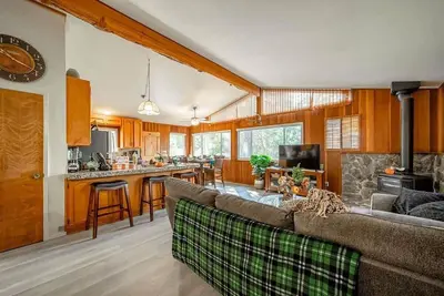 Image de Peaceful, dog-friendly mountain cabin near Pinecrest Lake and Dodge Ridge