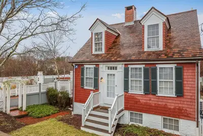 Image de Adorable West End Iconic Home