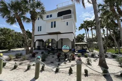 Image de Coconut Castaway-Ocean Views, Golf Cart, Club Pool, Walk to Beach