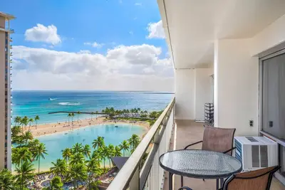 Image de Ilikai 1434 2 Bed Room Ocean/Lagoon Views Extended Lanai - Qn Bed + 2 Full
