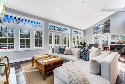 Image de Hampton’s summer rental w/pool near beaches