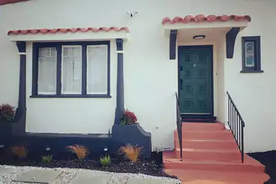 Image de Spacious 3br Home + Private 2br Guest house – Ideal for Groups