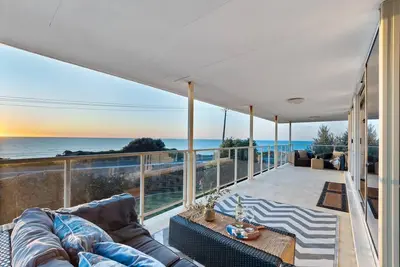 Image de Beach Home: Epic Views: Private Enclosed Yard:Pets