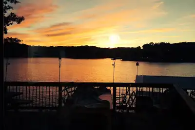 Image de Lake House with Multiple Decks and Large Swim Platform on Private Dock
