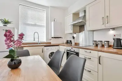 ★Heart of the City★Direct Access to City Centre✔