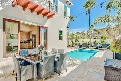 Image de Clare’s Cottage - Private Pool, Bikes, 1 Min to Beach